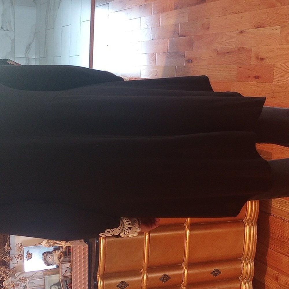 Lightweight Accessory Jacket - Picture 4 of 9